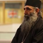 სამებიდან სიონის ტაძრამდე, მთელ პერიმეტრზე, სადაც პატრიარქის დაკრძალვის სამგლოვიარო მსვლელობა გაივლის, სამხედროებისგან შემდგარი სპეციალური კორიდორია მოწყობილი | შენი განათლება